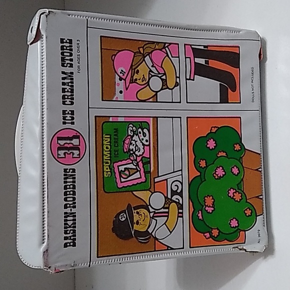 Vintage 1977 Mattel Baskin Robbins Ice Cream Store Playset - Picture 9 of 17